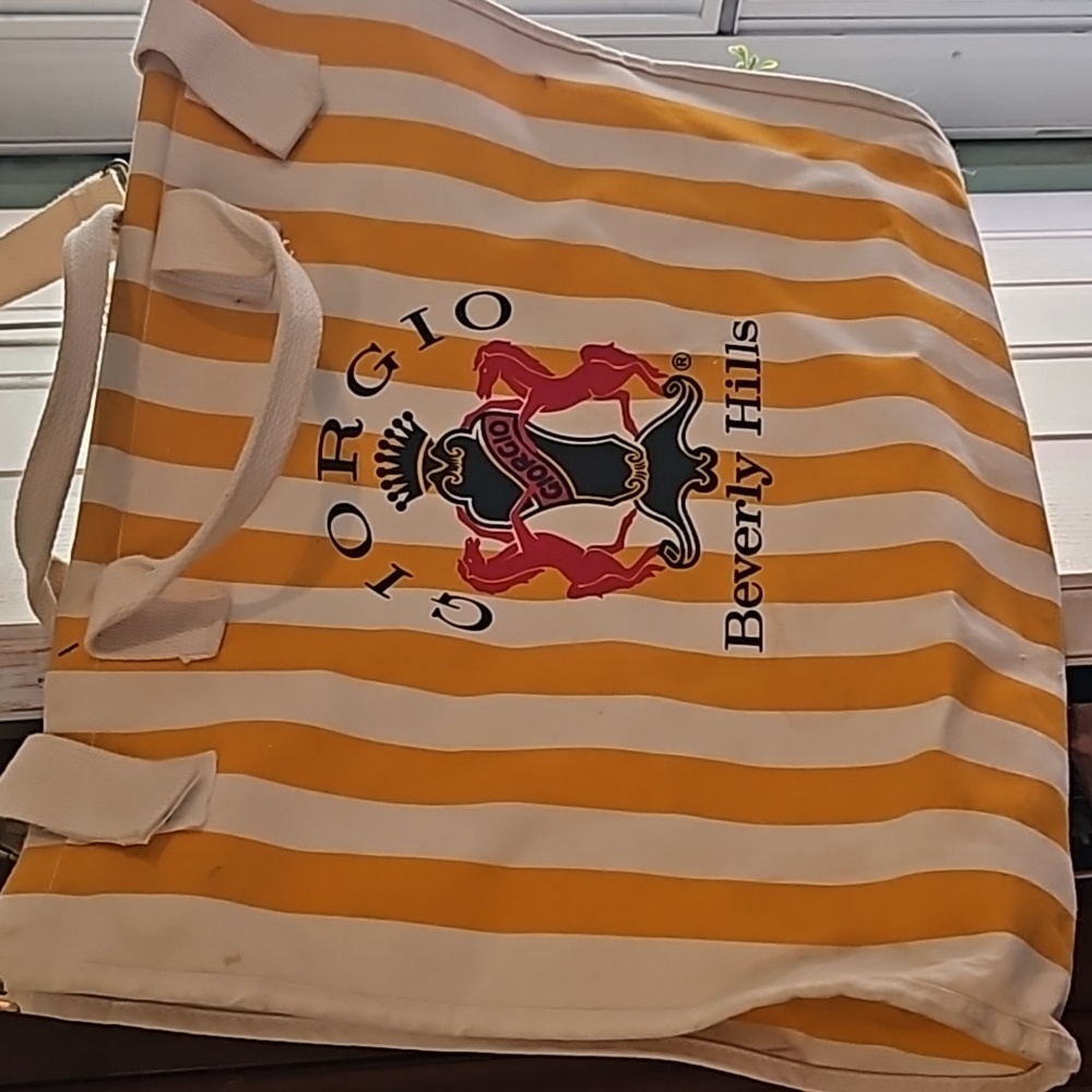 Giorgio Beverly Hills vintage iconic bag - Picture 2 of 3